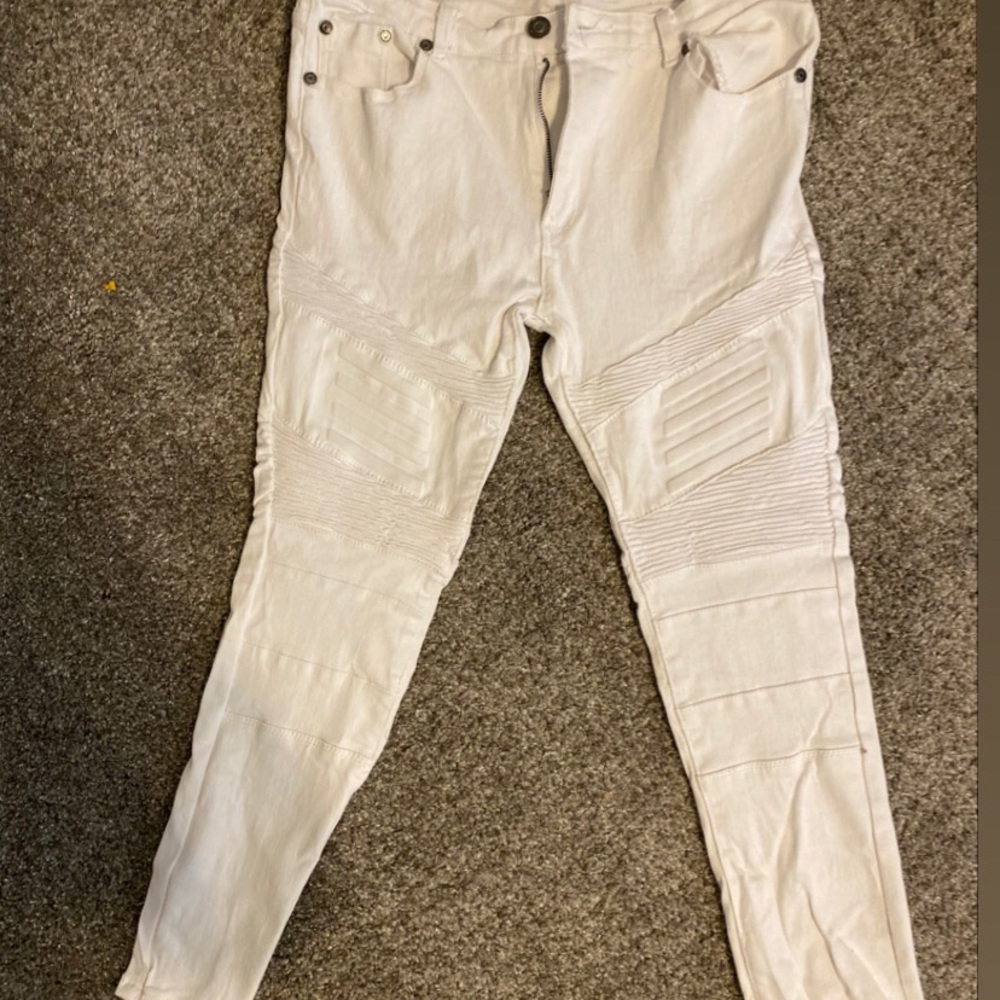 White jeans by RESET